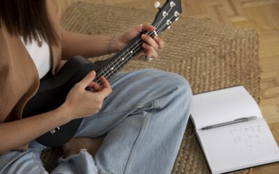 Ukulele: come iniziare a suonarlo, scoprirne i suoni e imparare con facilità
